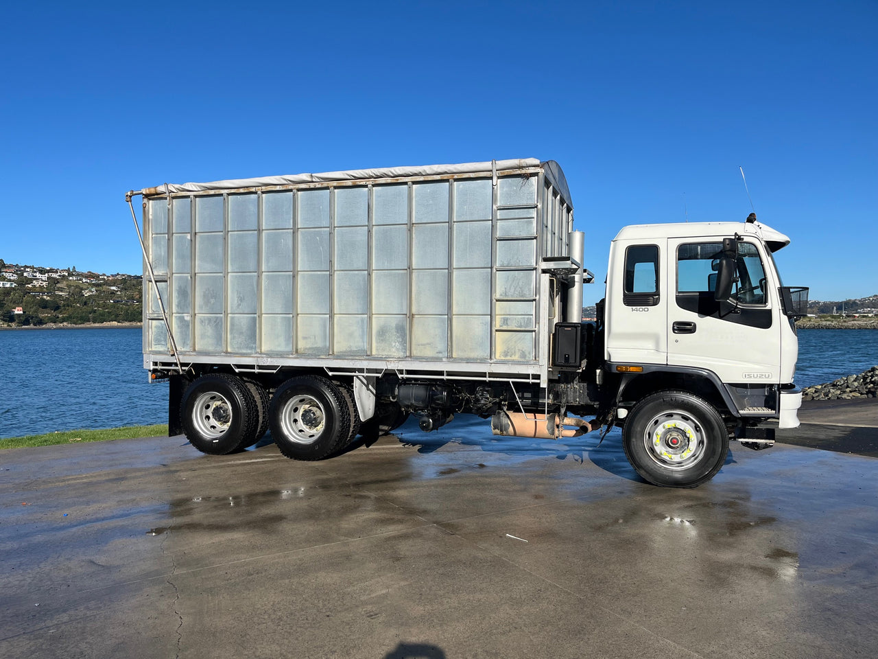 2005 Isuzu FVZ1400P