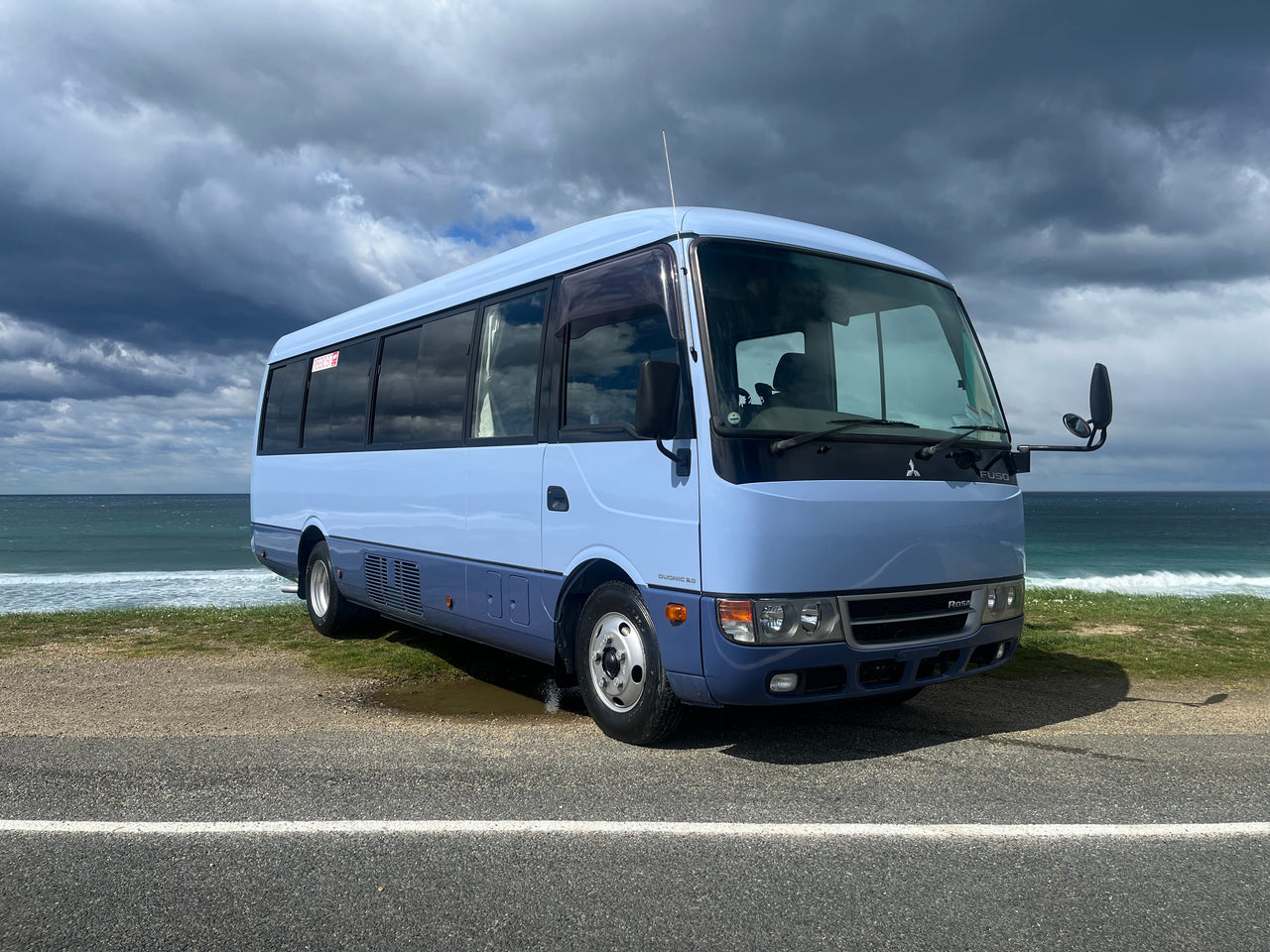 2017 FUSO Rosa Very Low Km Fuso Rosa